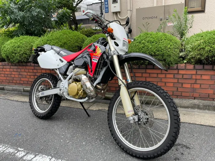 売約済）【CRM250AR（ホンダ）】 2サイクル、オフロードバイク！動画あり！ スペック詳細と特選中古車の紹介